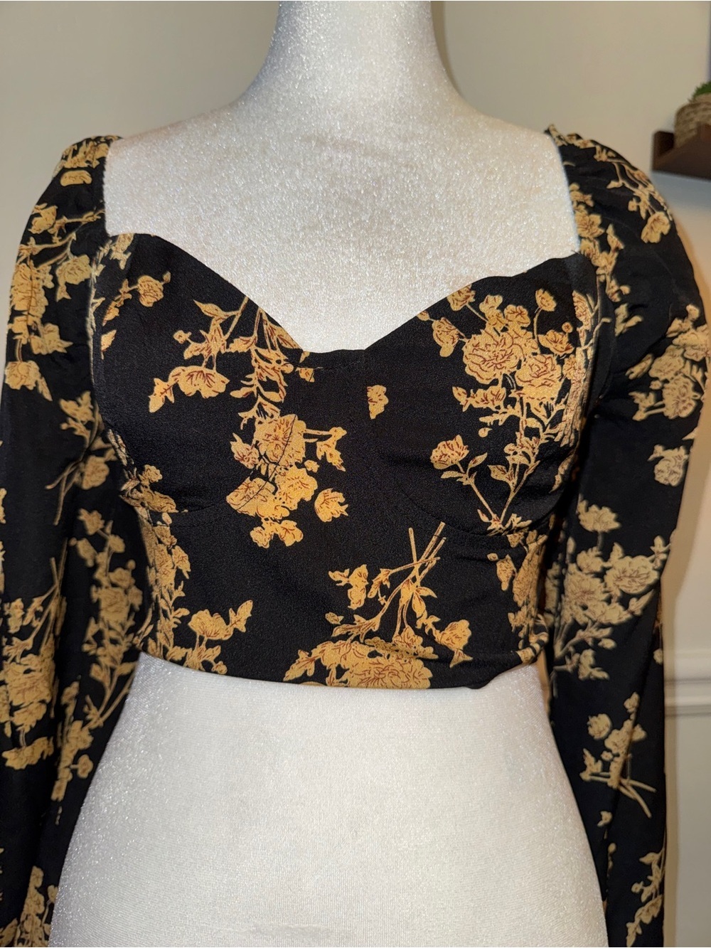 Black Floral Puff Sleeve Sweetheart Crop Top Size Small